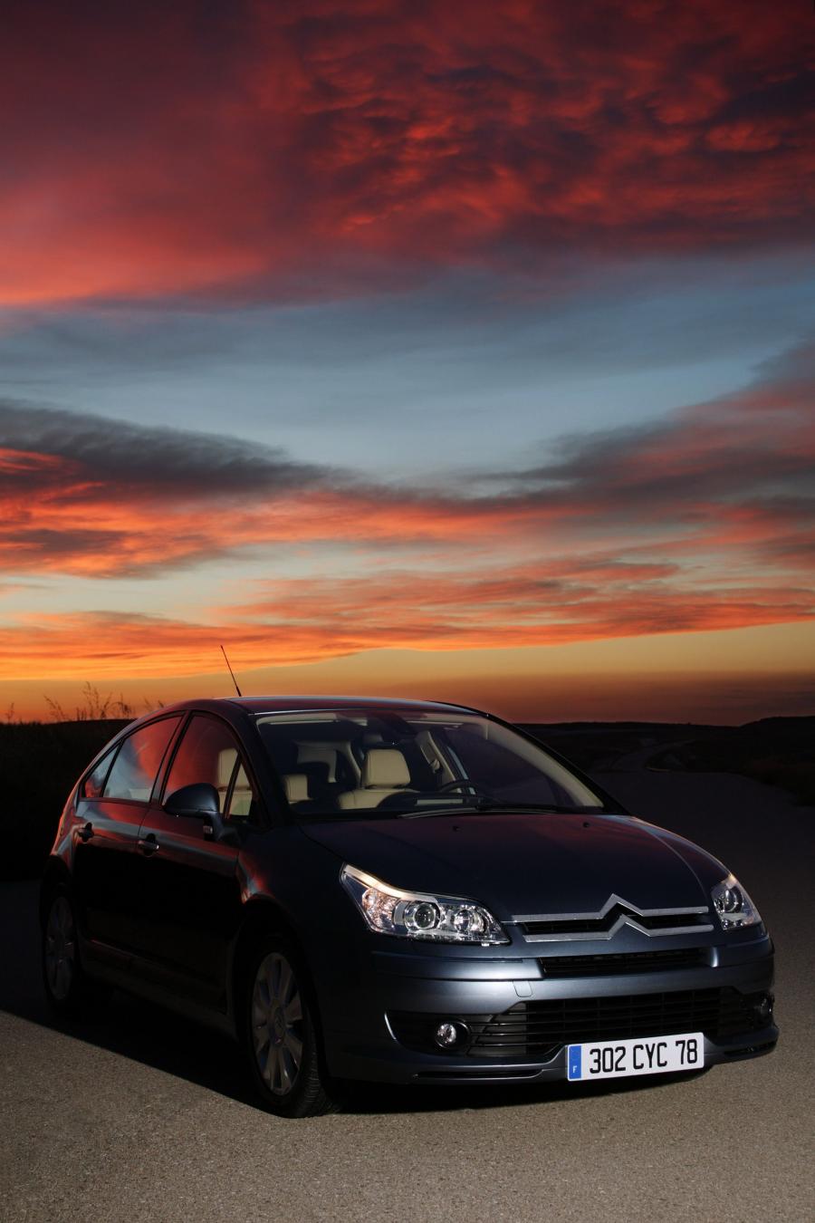  Citroen C4 2005 года  (фото 91 из 150)
